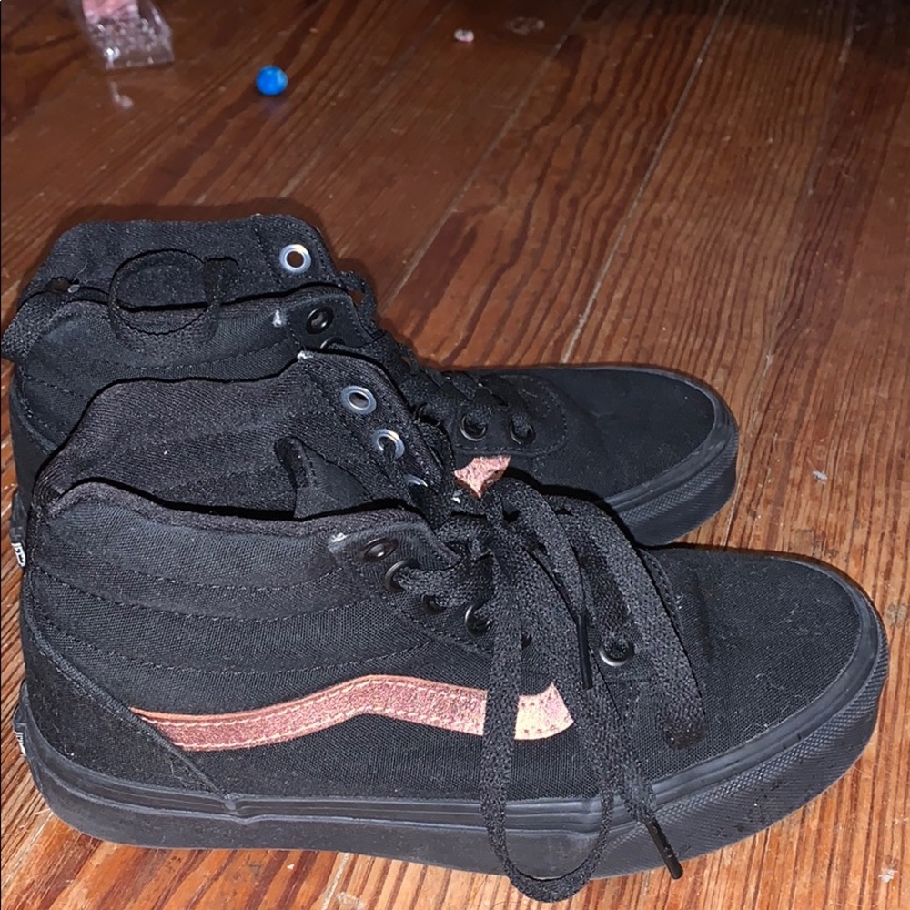 Brand new high top vans with pink stripe